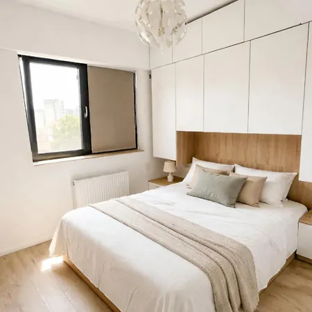 Quiet Corner Apartment